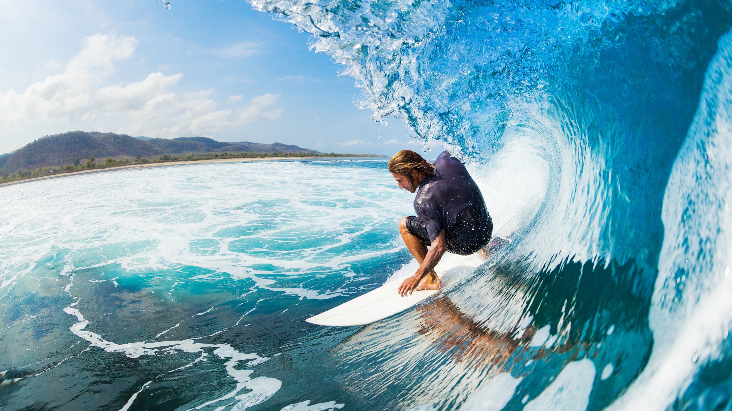 爱游戏-_极地冰川徒步：挑战极端天气条件_，极地冰川保湿套装