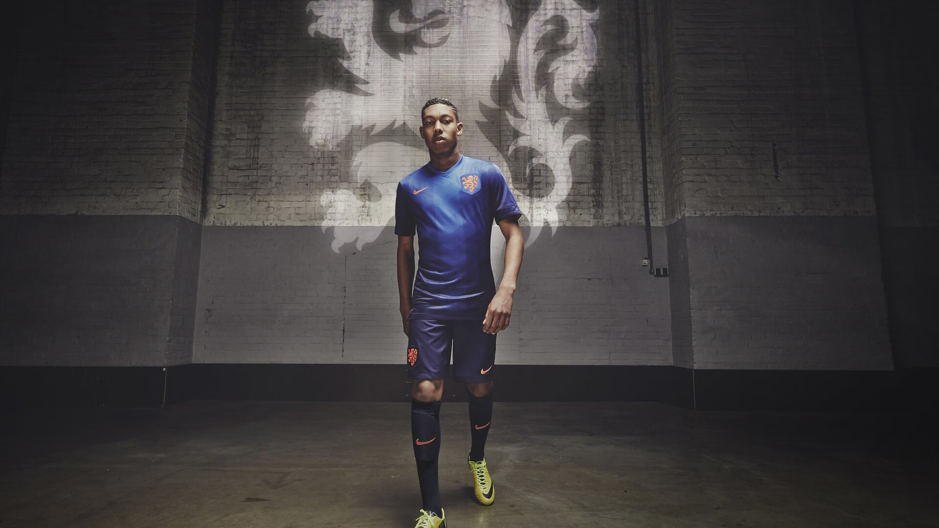 爱游戏大厅官网-亚洲球队锋线射手表现抢眼，亚洲前锋排名